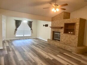 2 Bayberry Ct in Wichita Falls, TX - Building Photo - Building Photo