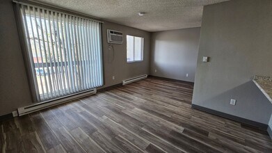 Maverick Apartments in Des Moines, IA - Foto de edificio - Interior Photo