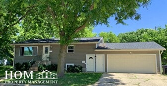108 Rogers St in Mankato, MN - Building Photo