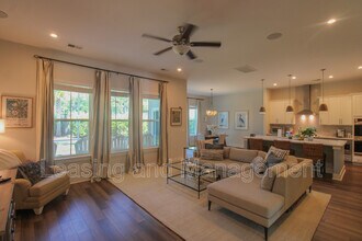 2352 Lantern St in Charleston, SC - Building Photo - Building Photo