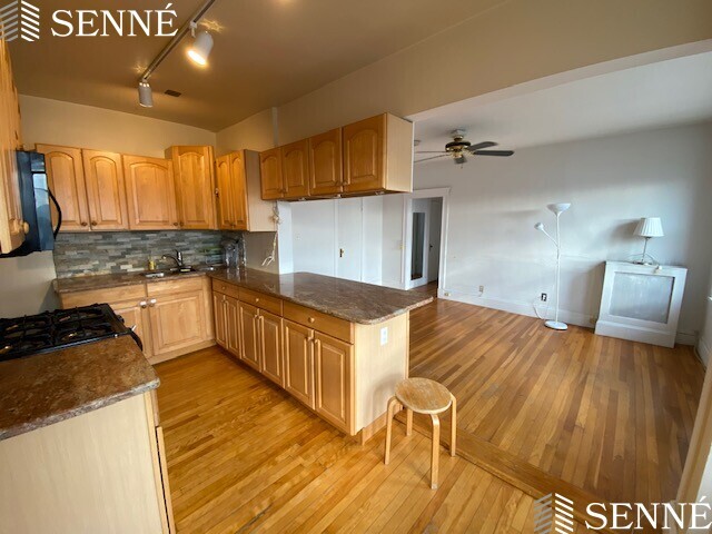 1683 Cambridge St, Unit 15