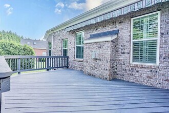 100 Little Pond Dr in Greenville, SC - Building Photo - Building Photo