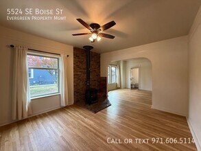 5524 SE Boise St in Portland, OR - Building Photo - Building Photo