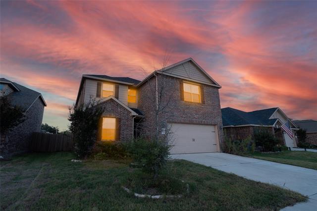 107 Bluebonnet Dr in Sanger, TX - Building Photo