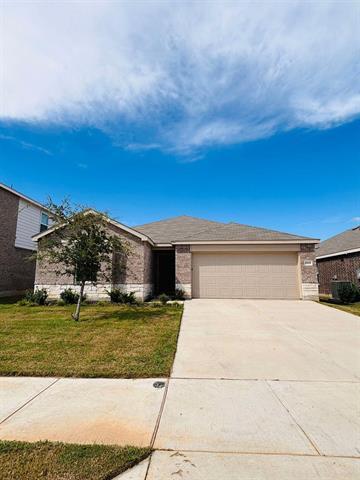 4444 Sagecroft Rd in Crowley, TX - Building Photo - Building Photo