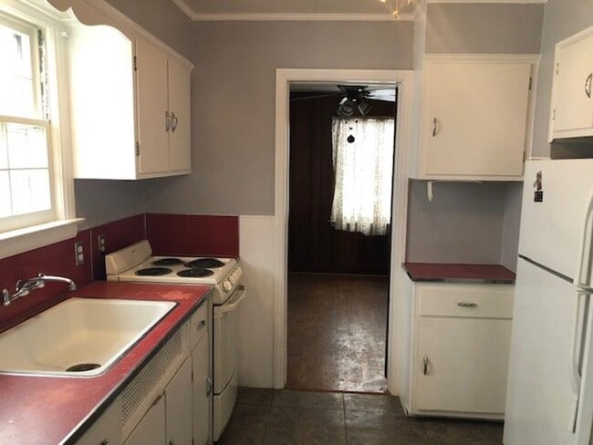 20644 Elkhart St in Harper Woods, MI - Building Photo - Building Photo