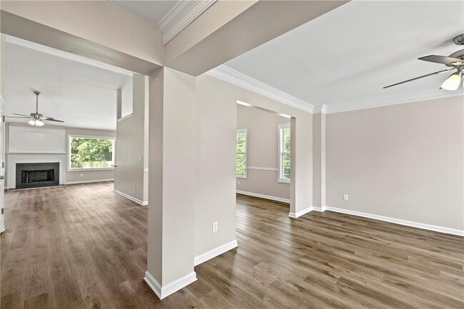 6020 Aderhold Way in Alpharetta, GA - Building Photo - Building Photo