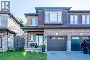45 Burley Ln in Hamilton, ON - Building Photo