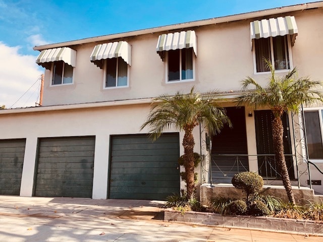 112 S Chevy Chase Dr, Unit 112 in Glendale, CA - Building Photo - Building Photo