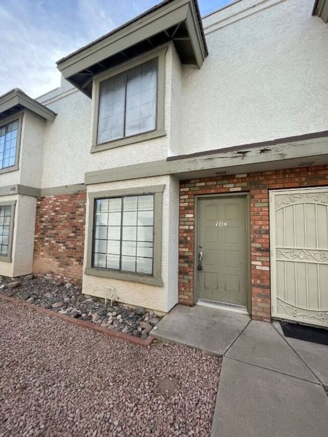 property at 544 S Wilson St