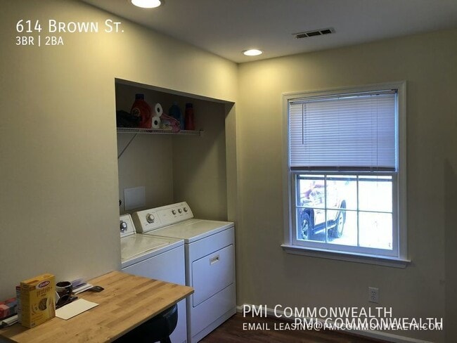 614 Brown St in Charlottesville, VA - Building Photo - Building Photo