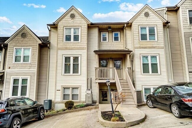 property at 955 Auburnview Dr