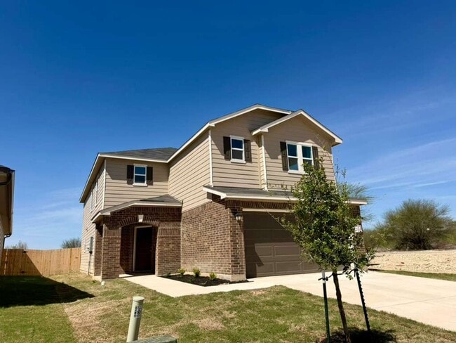 7919 Mariposa Mnr in San Antonio, TX - Building Photo - Building Photo