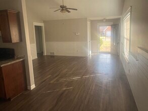 2550 Reese Lake Cir in Memphis, TN - Building Photo - Building Photo