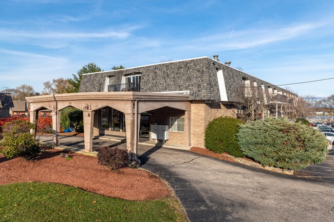 Harborview Apartment Community