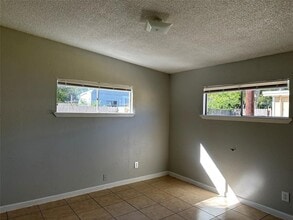 3359 Frick Rd in Houston, TX - Building Photo - Building Photo