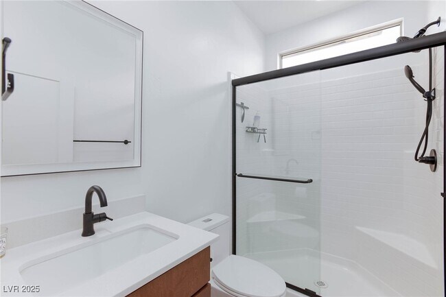 property at 836 Carlon Hls Ave