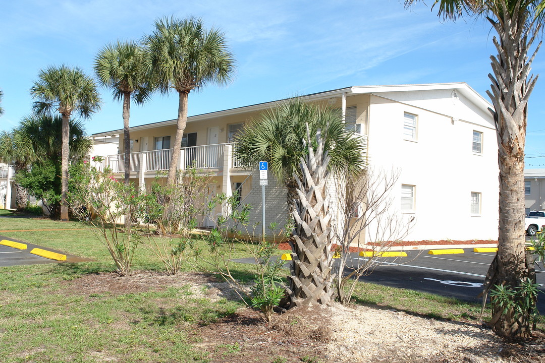 2412 Tulane Ave in Daytona Beach, FL - Building Photo