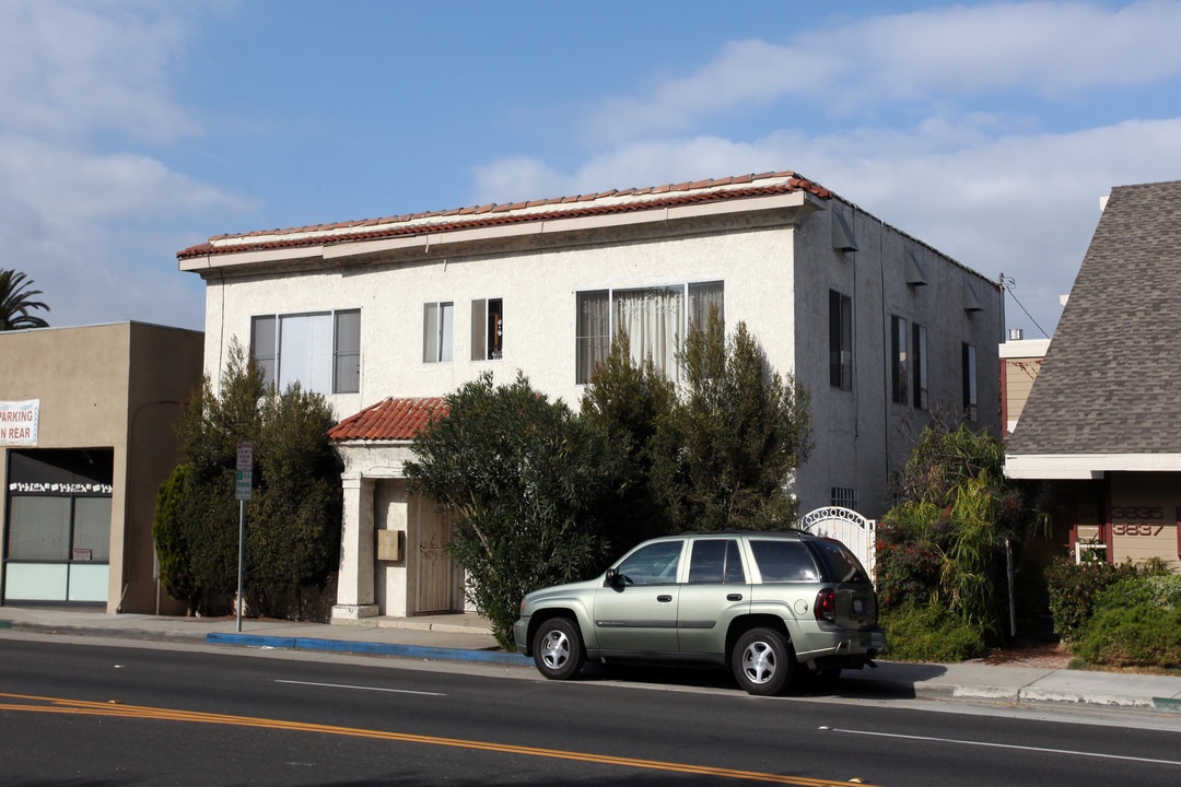 3827 E 7th St in Long Beach, CA - Building Photo