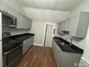 155 Livingston Ave in New Brunswick, NJ - Building Photo - Building Photo