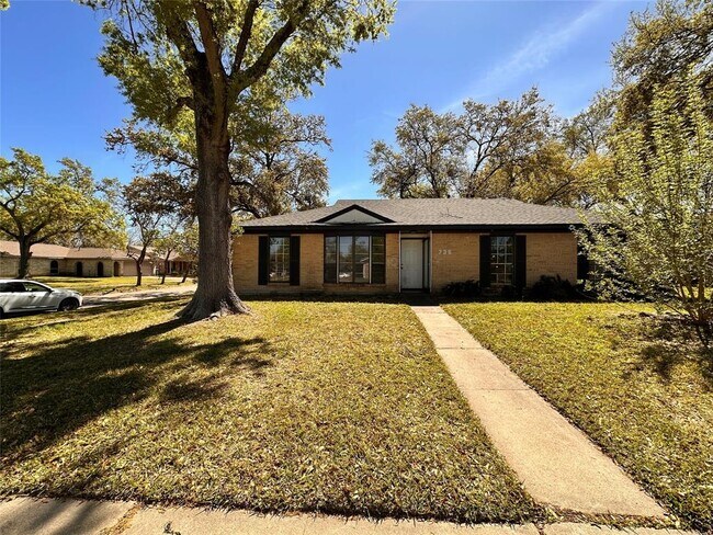 property at 738 Beachcomber Ln