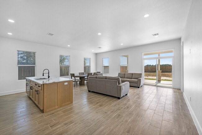 510 Rd 5844 in Cleveland, TX - Building Photo - Building Photo