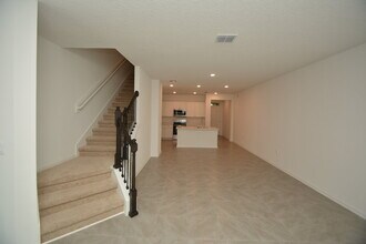 344 Redbud Rd in Palm Coast, FL - Building Photo - Building Photo
