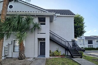 15051 SW 103rd Ln in Miami, FL - Building Photo - Building Photo