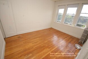 1820 Commonwealth Ave, Unit 26 in Boston, MA - Building Photo