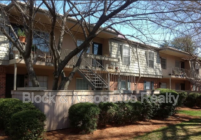 property at 3820 Country Club Rd