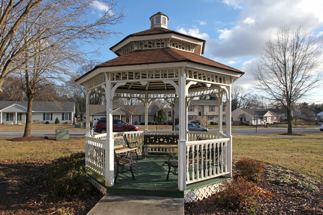 Christian Village-Western VA in Roanoke, VA - Building Photo - Building Photo