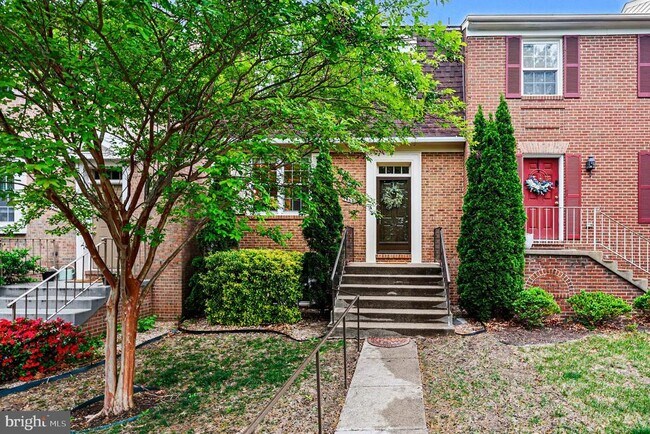 property at 7468 Brighouse Ct