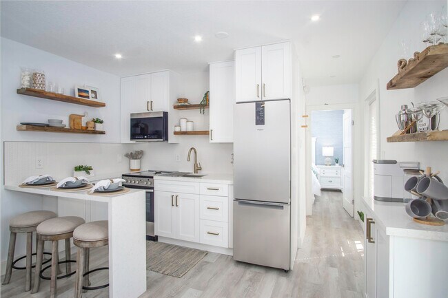 485 112th Street Ocean in Marathon, FL - Building Photo - Building Photo
