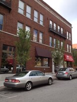 31 E Center St in Fayetteville, AR - Building Photo