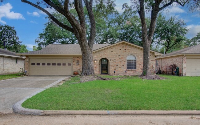 property at 5710 Verdome Ln