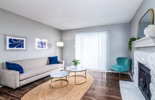 Sagamore Apartment Homes in Benbrook, TX - Building Photo