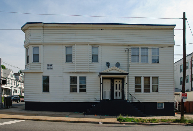 102 40th St in Irvington, NJ - Building Photo - Building Photo