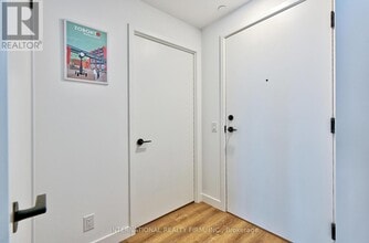 1050 Eastern Ave in Toronto, ON - Building Photo - Building Photo
