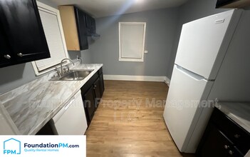 2843 Woodlawn Terrace in Memphis, TN - Building Photo - Building Photo