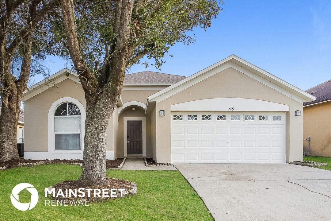 246 White Marsh Cir in Orlando, FL - Building Photo