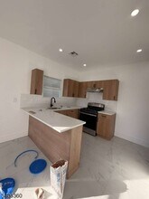 69 Brookdale Ave, Unit 3L in Newark, NJ - Building Photo - Building Photo