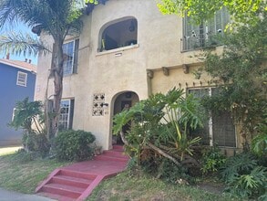 413 N Stanley Ave, Unit Stanley 3 bed room in Los Angeles, CA - Building Photo - Building Photo