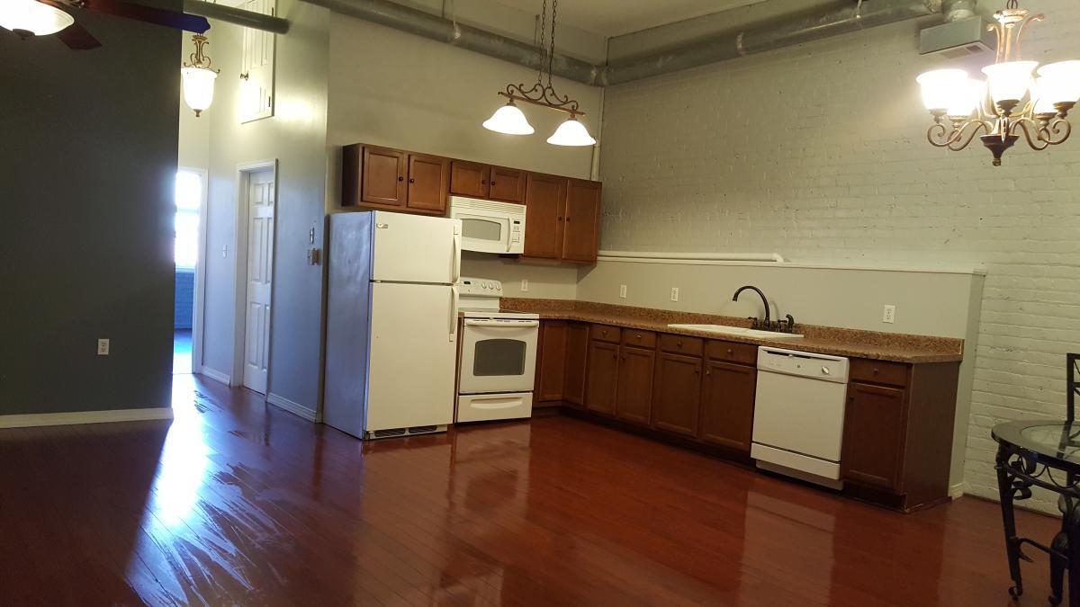 915 Decatur St in New Orleans, LA - Building Photo