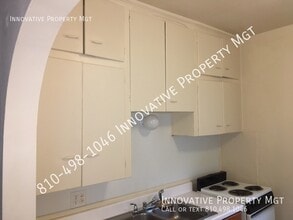 702 Thomson St in Flint, MI - Building Photo - Building Photo