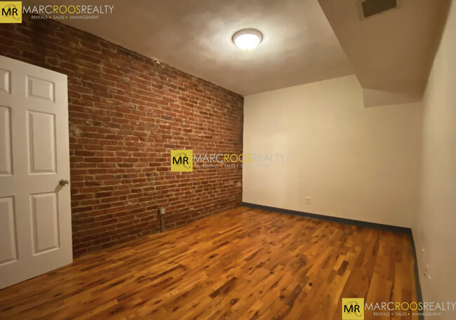 838 Huntington Ave, Unit 1 in Boston, MA - Building Photo - Building Photo