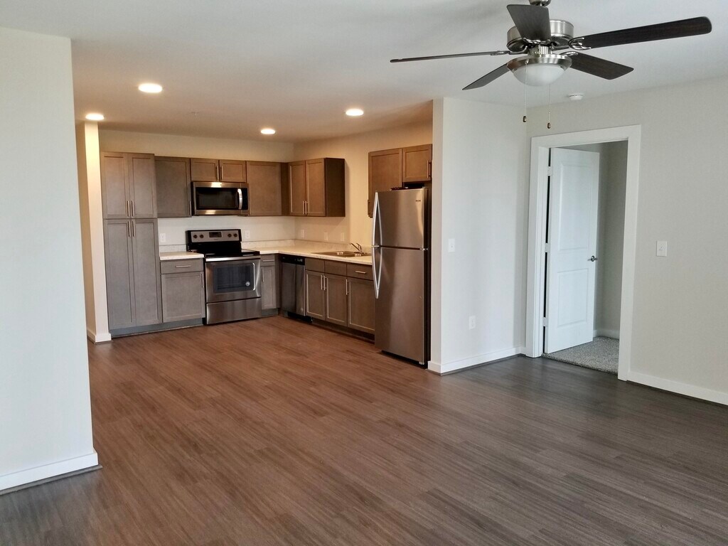 Miramonte Apartments in Stafford, TX