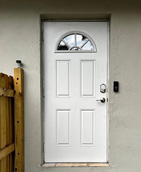 780 NW 141st St in Miami, FL - Foto de edificio