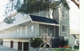 321 Western Ave in Glendale, CA - Building Photo - Building Photo