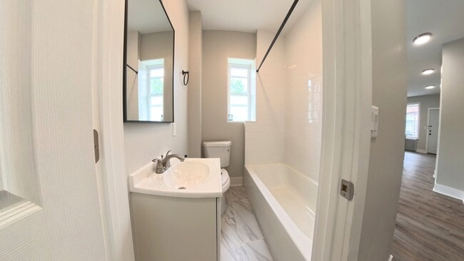 property at 715 N 8th St