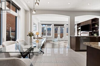 58 Wells Orchard Cres in King City, ON - Building Photo - Building Photo